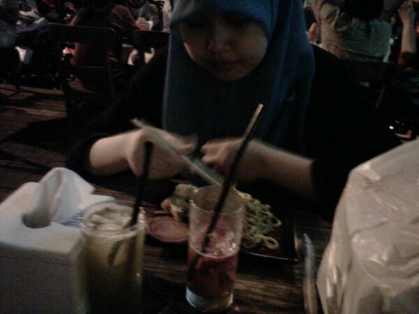 MariaN_Putri's tweet photo. @Dindamaulidya90 http://t.co/TJSlVyc4U0
