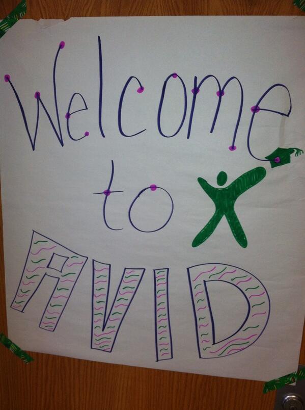 CougarsTSHS's tweet image. @AVID4College parents and students meet to discuss joining the #AVID programs. Getting #AVIDized  #collegeready