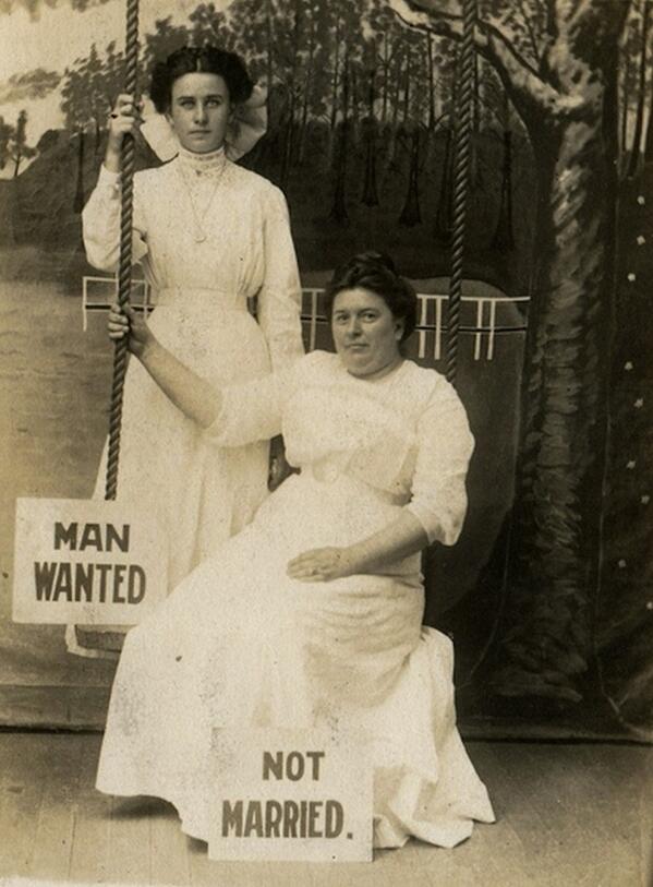 early 1900's dating?  Women with signs "Not Married and Man Wanted" #oldphoto 
etsy.com/listing/190158…