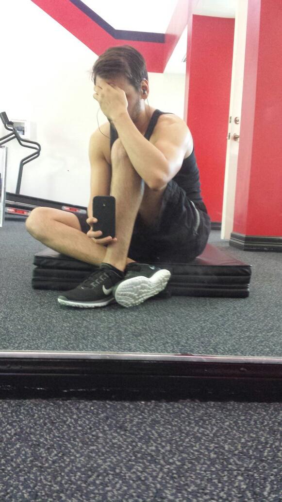 TheSeventhRule's tweet image. Tired at the gym... #OneMoreSet #fitness #exercise #motivation #workout