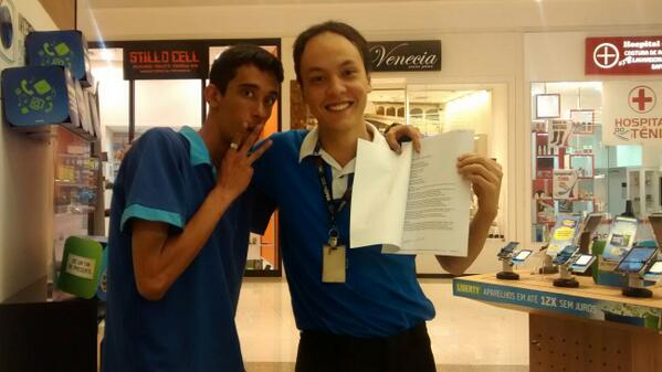 Rlima0606's tweet photo. @Francine_Muller
@tspprdsilva
@gkrebello
#storeconquiste3
Aehhhgg shopping Atrium na parada xD!!!
3posssss!!!! http://t.co/Lke9dzkwMd