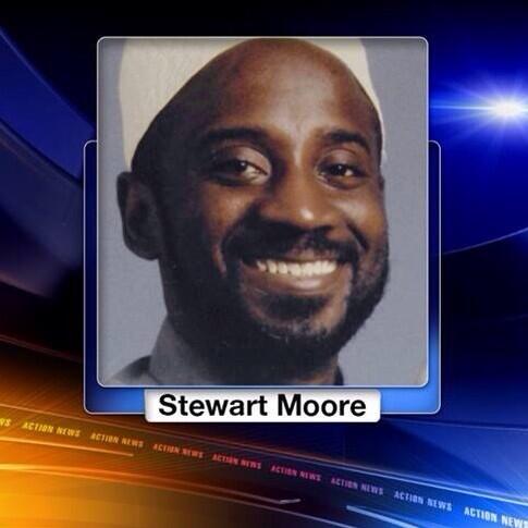 KennethMoton's tweet photo. A sad irony: Beer distributor worker killed by a suspected drunk driver. Live report from N. Phila in minutes @6abc http://t.co/Vbo1Y99t3Q