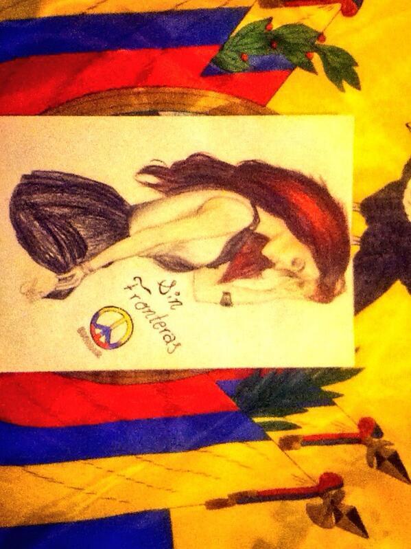 isavaladao's tweet photo. RT @dulcetizzie: @DulceMaria mira nena 😍😍😍😍😍😍😍😍😍😍😍😍💜💜💜💜💜 http://t.co/GpVAifzaXT