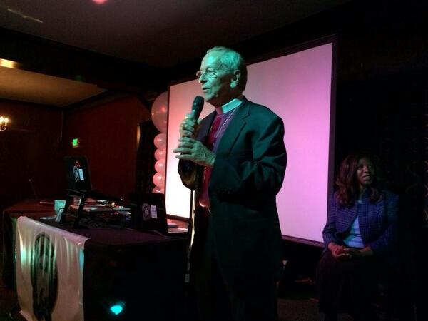 OR4Marriage's tweet photo. Bishop Gene Robinson speaks at our #PDX event: "I walked off the plane today & it was a different world" #OR4M #lgbt http://t.co/USKAyHKxSs