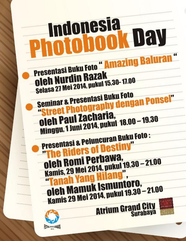 2014FFS's tweet photo. buat penggemar buku fotografi Indonesia, yuk mampir ke Surabaya! http://t.co/t0cB8NNgqR