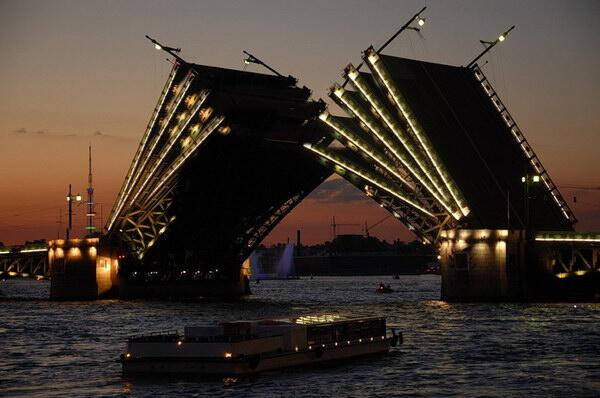 Romantsus's tweet image. 