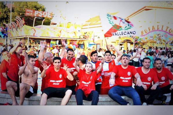 UltrasDobaa's tweet photo. Saludos del campeón. #cdc http://t.co/yJTfFsvRhp
