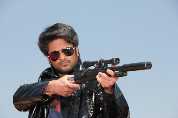RajeshAlfred's tweet photo. RICHARD in sutrula shootin http://t.co/etLGN0J9jX