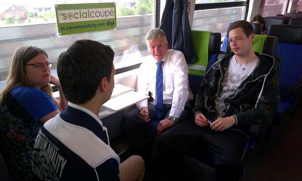 socialcoupe's tweet photo. Volop discussie over de (meer)waarde en invloed van #Europa. Samen met @NS_online rijdt vandaag weer een #socialcoupe http://t.co/IkoMYVbvIl