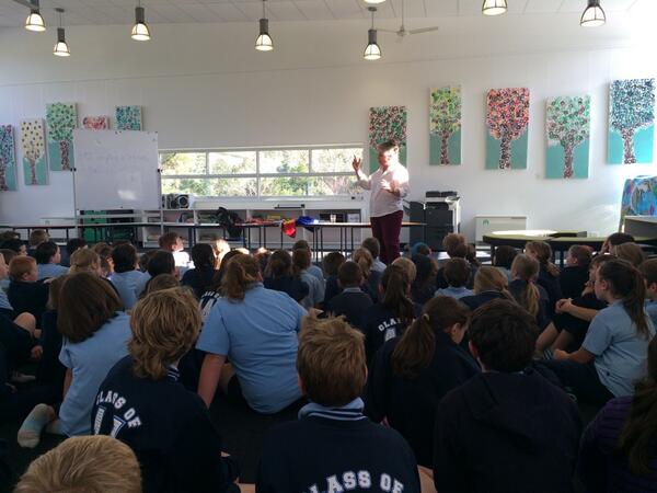 maccyps's tweet photo. Kids mesmerised today by Anne Stewart - great storyteller! Part of #educationweek #maccyps http://t.co/shBWCGT5Fo
