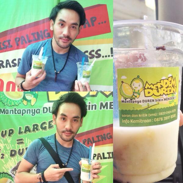 RonsImawan's tweet photo. Ganteng krn duren -> RT @danu_sofwan: Baru aja nyobain mendem duren, enaknya BENGIS!! 1 ga cukup. @mendurbekasi http://t.co/bdlduOk4SS
