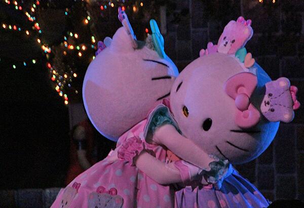 現在大好評上演中の「ARIGATO EVERYONE!」は、大切な記念日をお祝いし