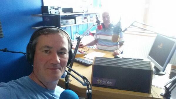 realstevepond's tweet image. On air @MeridianFM doing #astronomy. Today #nearearthobjects #expandinguniverse #nakedeyeplanets #summertriangle