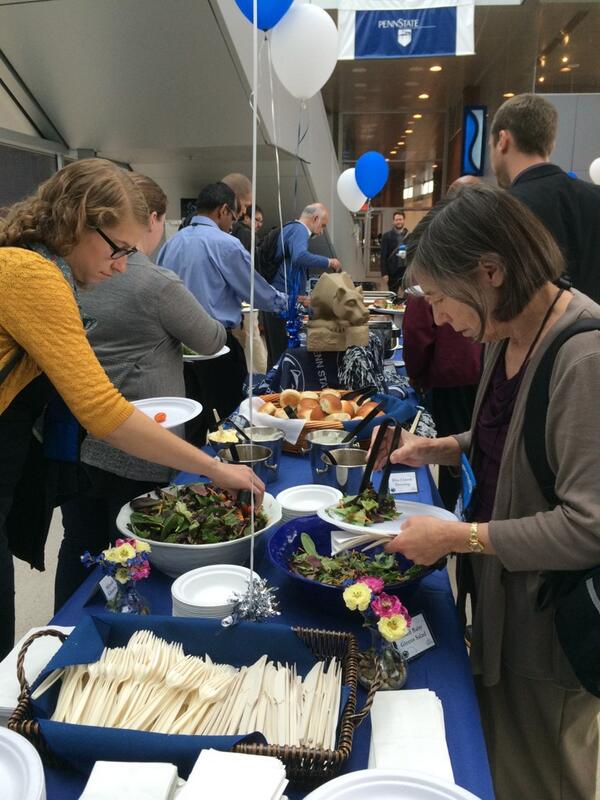 ekkemannen's tweet image. Lunch #iscram2014