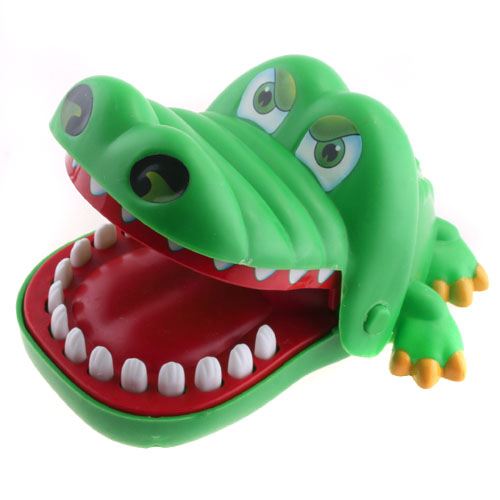 Tacodile1's tweet photo. #LifeHack If you don't stick your fingers in our mouths we won't try to bite you! #crocsarefriendsnotfood #wellimboth http://t.co/z2ydNcZeA8