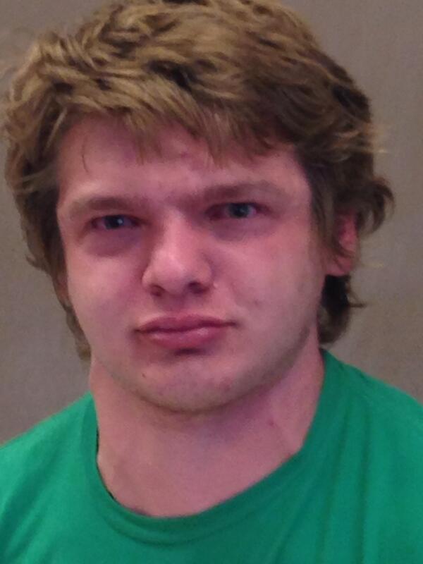 RTKortemeyer's tweet photo. When you see someone flirting with bae http://t.co/NWqpTSwU4H