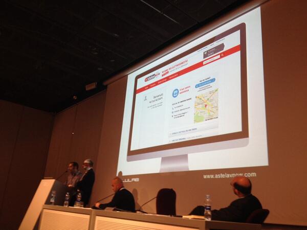 eComLab_it's tweet photo. Il cliente AstelavNow.con può ritirare nel punto vendita #eCommerceForum #ecommerce @Astelav_it @BlulabNet http://t.co/36f9Zi9ev1