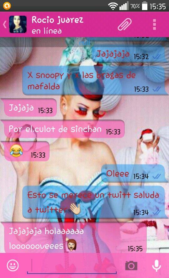 Anuxxii's tweet photo. Y que todavia hablemos asi ami me pone contenta😄 joder la quiero @rolovesa http://t.co/PJC9YZ926H