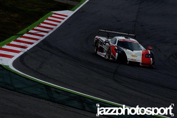 JazzPhotoSport's tweet photo. Dominio en la máxima categoría de los Mosler del equipo @EEDPilotos http://t.co/OxN9RIY6FR