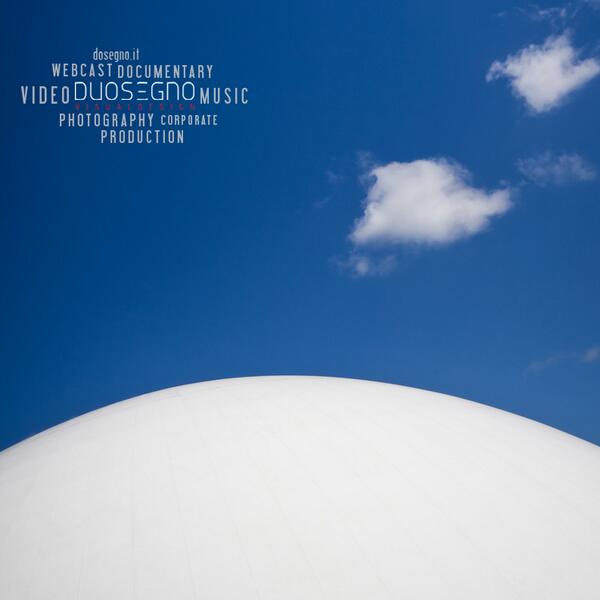 Do you know the Niemeyer Center in Aviles? Check out this:
duosegno.it/portfolio-item… #architecture #niemeyer #dome