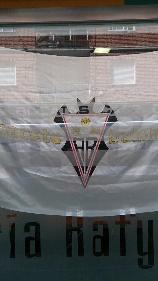 ricar_betico's tweet photo. @5maseldescuento Tambien nosotros estamos con el Alba! @CafeteriaRafy http://t.co/TZWMKui6aD