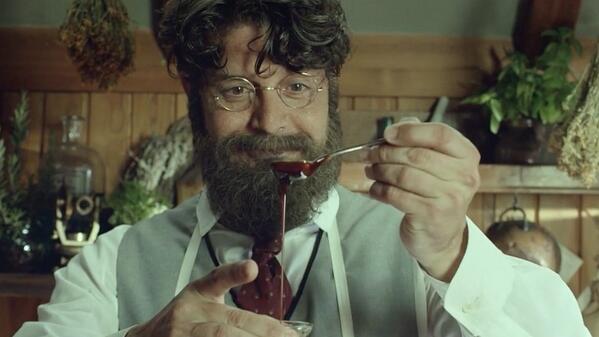 KevinDangu's tweet image. Coca-Cola dévoile l'histoire de l'invention de sa recette avec un spot drôle et original buff.ly/1mRNazI