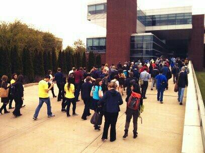 TomerSimon's tweet image. The great #iscram2014 migration