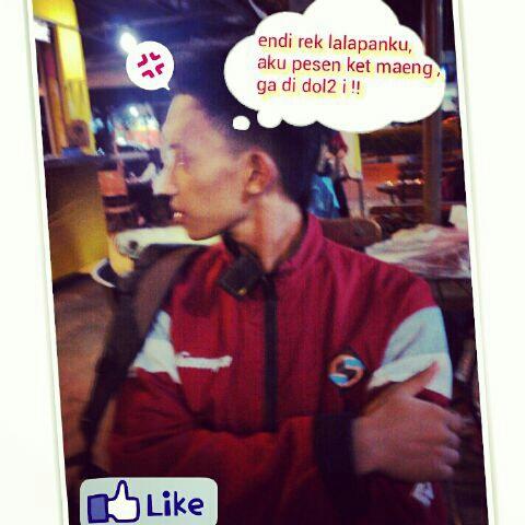 Menunggu lalapan~ xD @EdwinFrisM <a href="/imadiniS/">@imdnzw</a> @ChoiJein_0321 <a href="/VSBagus/">Bagus VS</a> <a href="/FadliIndart/">Fadli Indart</a> @Rifkitihum