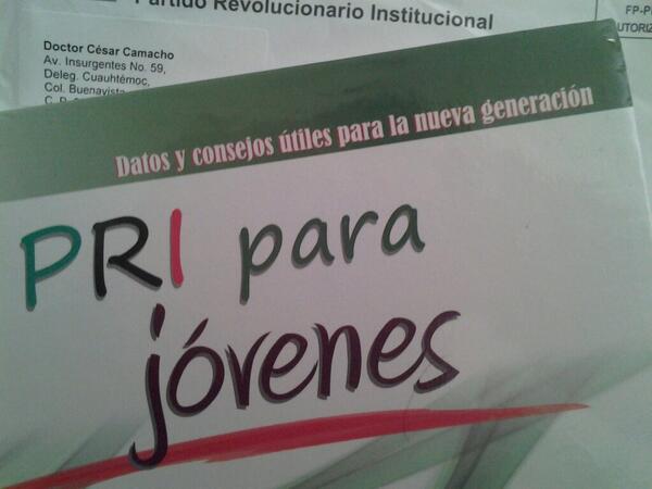 Me llego a mi domicilio el manual "el pri para los jovenes" de César Camacho bien por el partido <a href="/otnielgarcia/">Otniel García Navarro</a>
