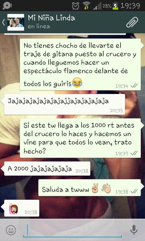 JuliaTinoco26's tweet photo. RT pirfivor, que nos vamos a reír mucho de ella 😂😂😂😂😂😂😂😂😂 http://t.co/xxWBm5xaNO