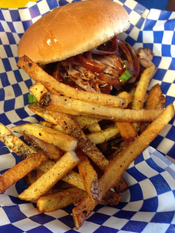 KlemmsSmokeHaus's tweet photo. What's up @NORMANCHAMBER @DowntownNorman @ClevCoFairgrnds we are open, come get your grub on. http://t.co/2QhjHaA9wP