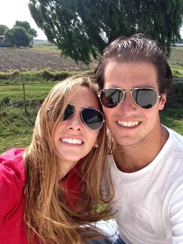 ignandion's tweet photo. Felicidadess! 1.3😁🙉 te amoo @AnaCorripio http://t.co/iHvecAEJYG