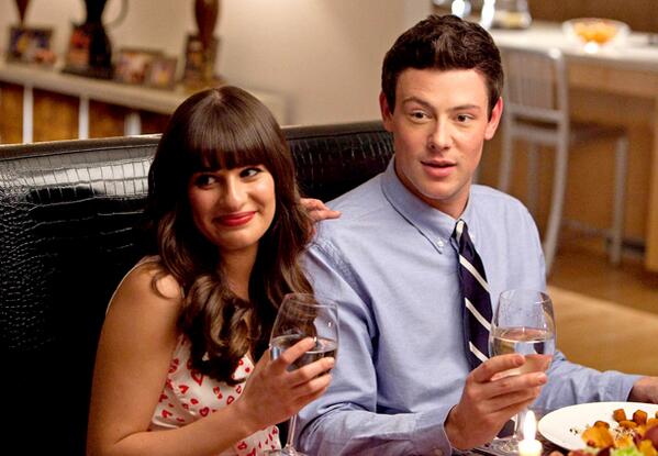badassquake's tweet photo. RT if you still love Finchel http://t.co/0kWWlOb4SQ