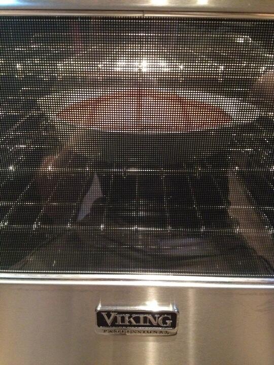 ChrisYungbluth's tweet photo. Instructions say 30min, but it's only 22min in my new @VikingRange! http://t.co/Z6bhs0Y5wI