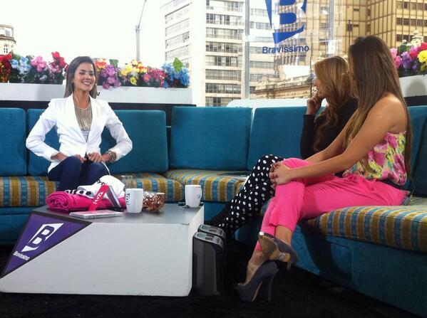 LauraDeLeonClub's tweet photo. Divina! ♥ ☺ . ❁  ☪ ☂ ❀☃ ✿ @LauraDeLeonClub @FansMexicolaura ♥ http://t.co/yH45yzVvVv