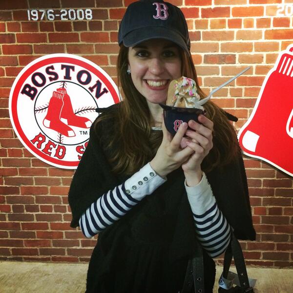 sarahmattero's tweet image. the pink hattiest of the pink hats. #whatisbaseball #bringmetothegiftshop