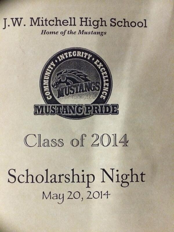 ClerkPaula's tweet image. Happy to see #scholarship recipients at #MitchellHS Night of Excellence for #7SpringsRotary. #Inspirational #Pasco