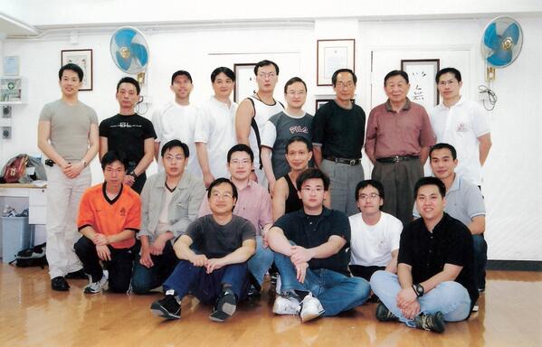 GungFuInstitute's tweet image. Sifu at the seminar in Hong Kong #hongkong #siunimtao #jkd #keetKunedo #kickboxing #gungfu #davidgallaher #fitness