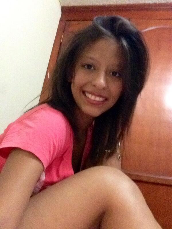 _Steffy28's tweet photo. :) http://t.co/CBiQZ6RJK8
