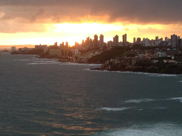 germanabarata's tweet photo. Unbelievable view from my window at #pcst2014 hotel http://t.co/YPsjnJhGp0