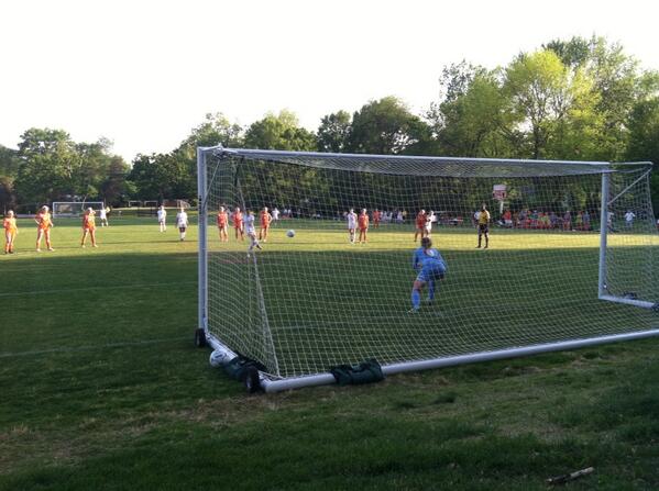 kfobes60's tweet photo. Bailey Greubel makes the penalty kick to make it 3-0!  #GoMarkers. #quincybound http://t.co/3ScLl05oWs