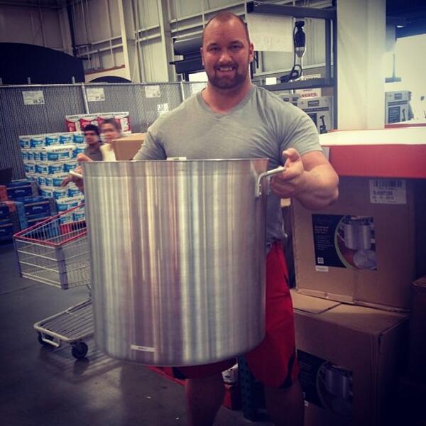 I'm going to fry a lot of fucking chickens with this thing! #AllForMe <a href="/NamelessHound/">Sandor Clegane</a>