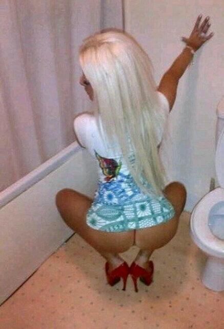freaksonlykik's tweet photo. #kiknudes #KikAfterDark #kik #kikme I want 6 hot females #nude pics and I give you her #kikname :) http://t.co/zAUwivIdU0