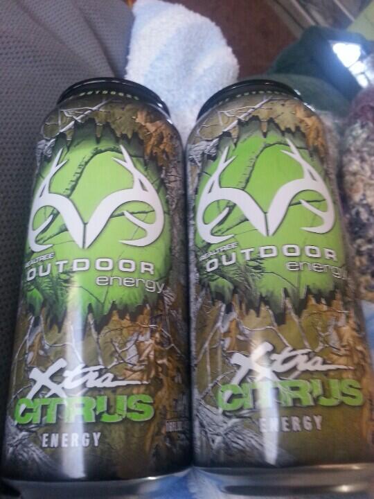 YeaitsQ's tweet photo. My new fav @Realtree_Energy #xtracitrus &amp; #BlazeOrange #BestEnergyDrink in my opinion http://t.co/ngdEwK5HgM