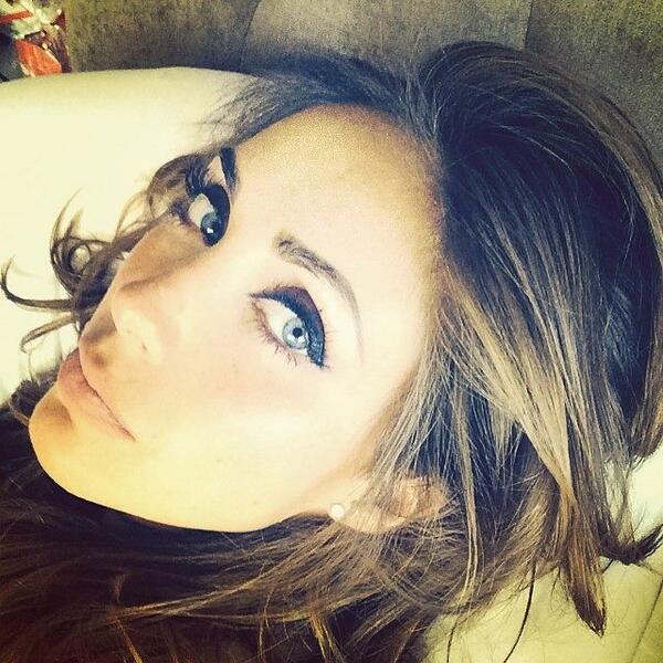 DivosDivos's tweet photo. #NOVAFOTO :: Anahí acaba de postar. http://t.co/6RNRsrNsIO