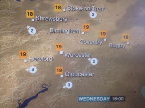 CharlieSlater15's tweet photo. Blue sky and sunshine for a time in West Mids today with temps up to 19C. Turning stormy early hours tomorrow though! http://t.co/jqSftofiKm