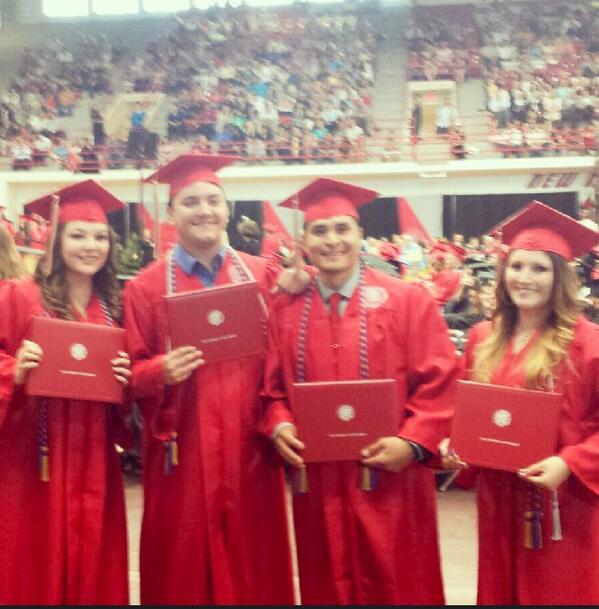 deltasigmapi's tweet photo. “@FancyNance01: Proud to have graduated with my fellow deltasigs #ASMGrad14 #DeltaSigmaPi http://t.co/1pIRVEg5gg” #becauseofdsp