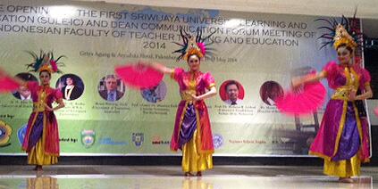 #UTAS Prof Waldrip was keynote speaker at 'International Conference' in Palembang, Indonesia on.fb.me/1hZ0wEN