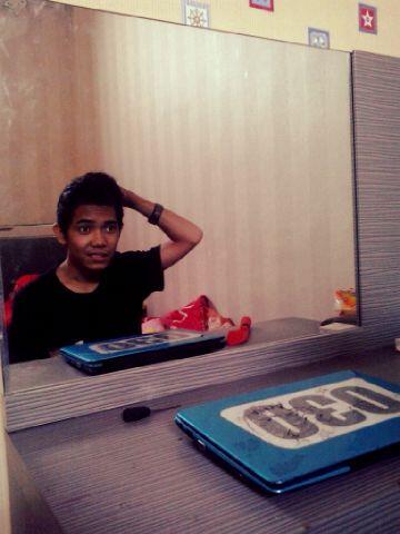 arisky_086 tweet picture