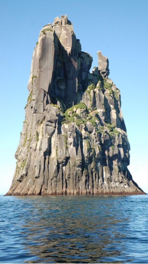 EarthPorn4U's tweet photo. Urup Island In Russia #EarthPorn http://t.co/sdm4ixRT8v